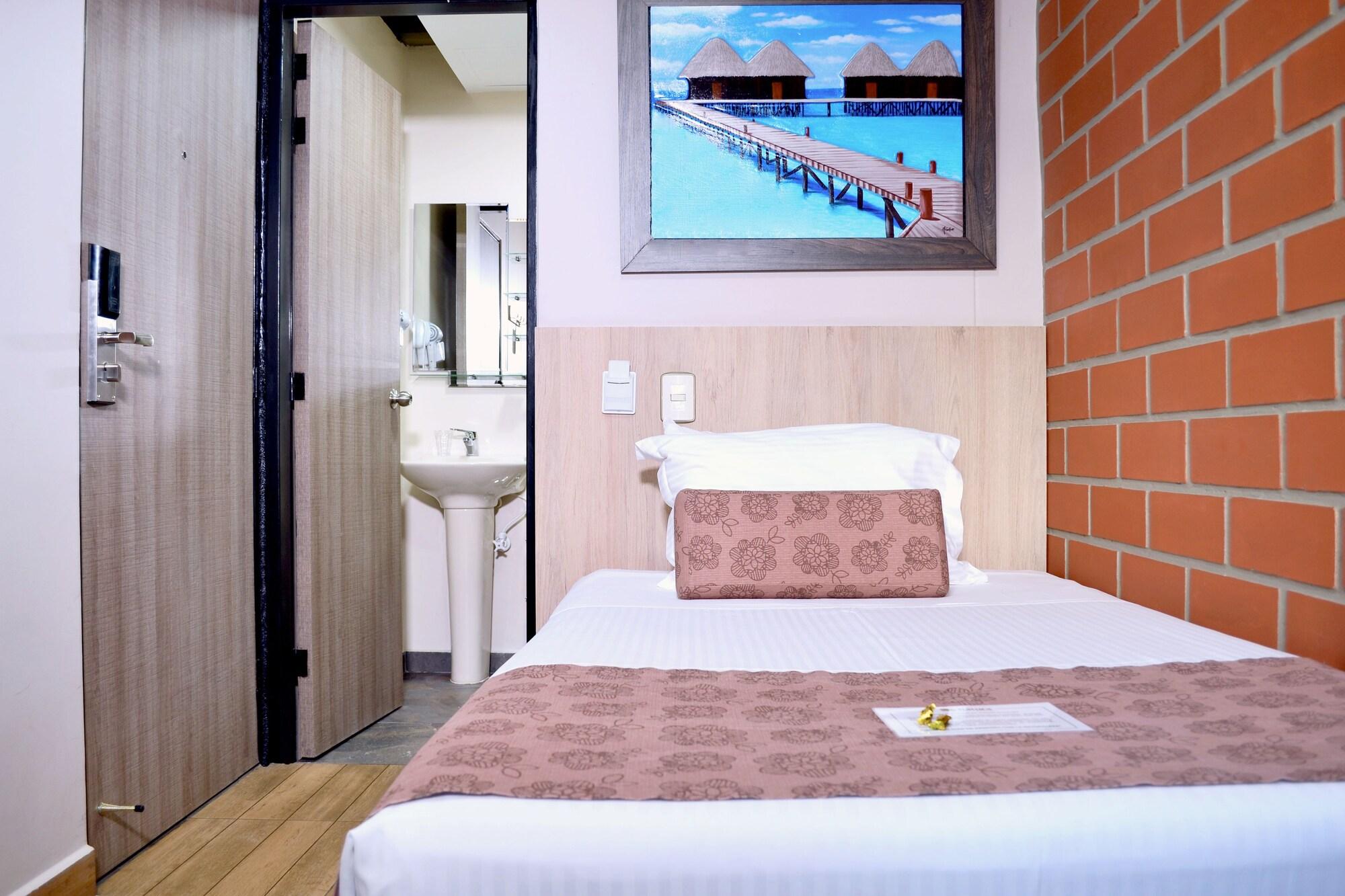 Hotel Provenza Garden Medellín Exteriör bild